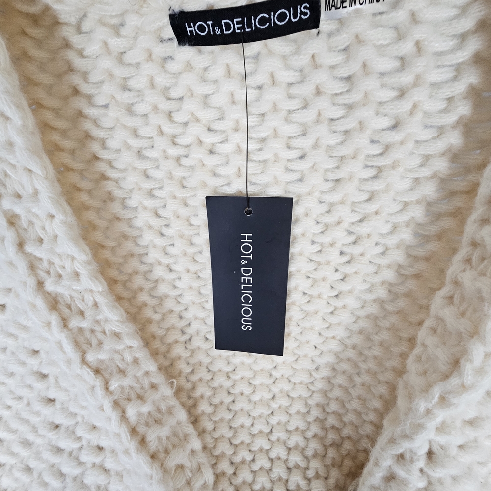 Women's Cream Sweater with Pink Accents - Picture 3 of 7